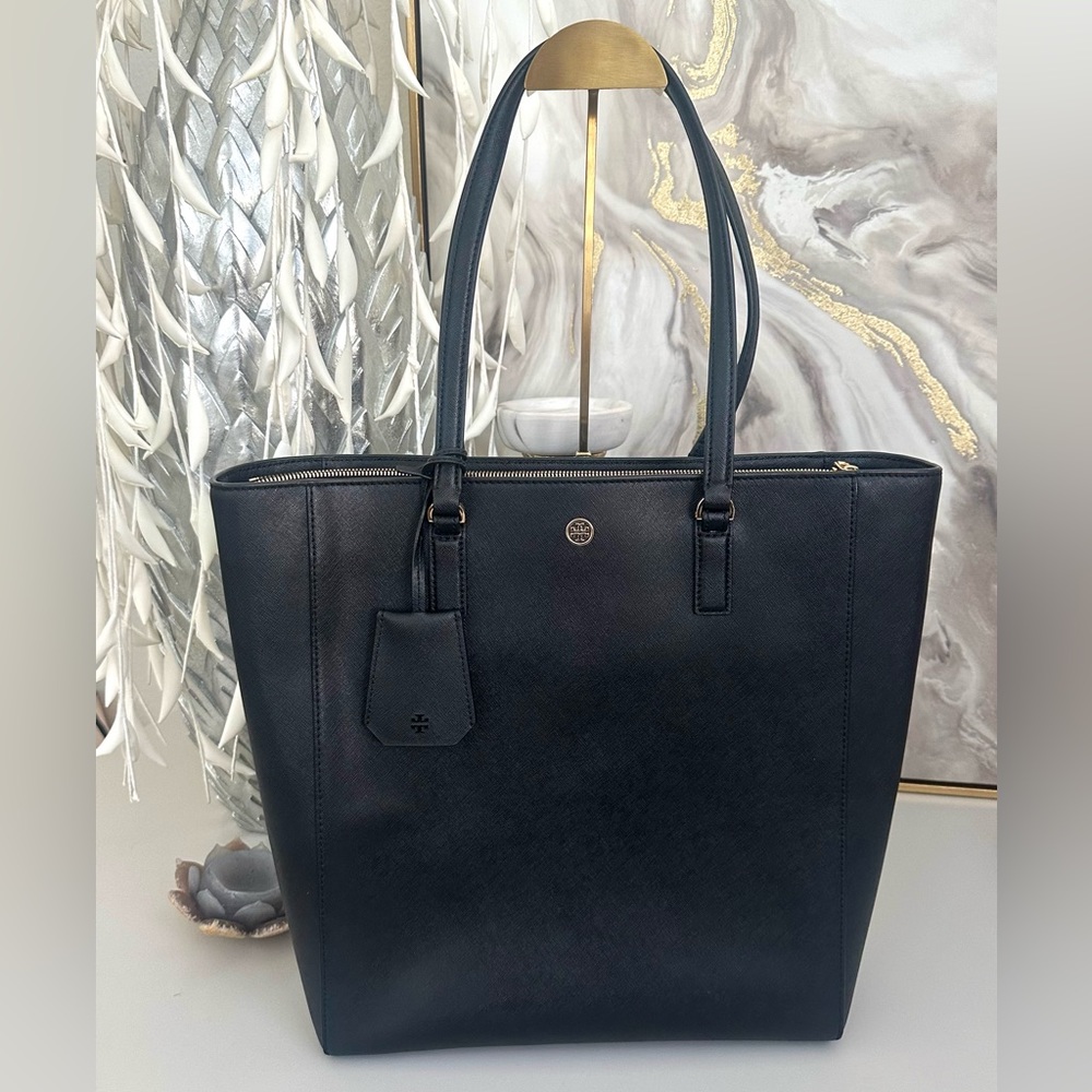 Like New TORY BURCH Robinson North South Leather Tote Bag Black